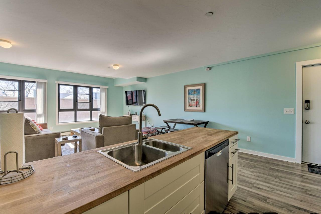 Downtown Saugatuck Condo, Near Oval Beach! Exterior foto